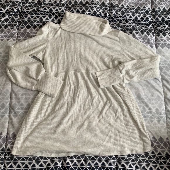 [NWOT] Maurices Cozy Cowl Neck Tunic Babydoll Top - Picture 1 of 8